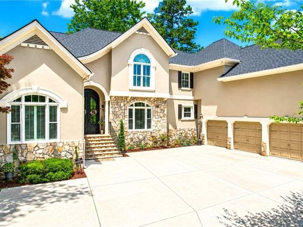 205 Wicklawn Way , Roswell, GA 30076