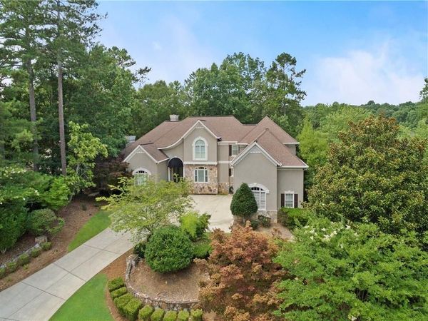 205 Wicklawn Way, Roswell, GA 30076