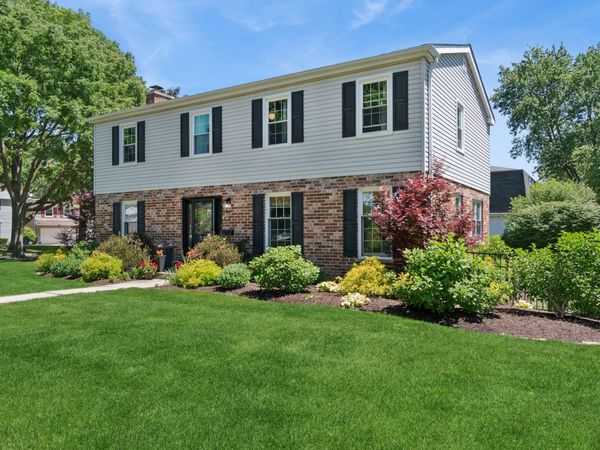 307 S Ellyn Avenue , Glen Ellyn, IL 60137