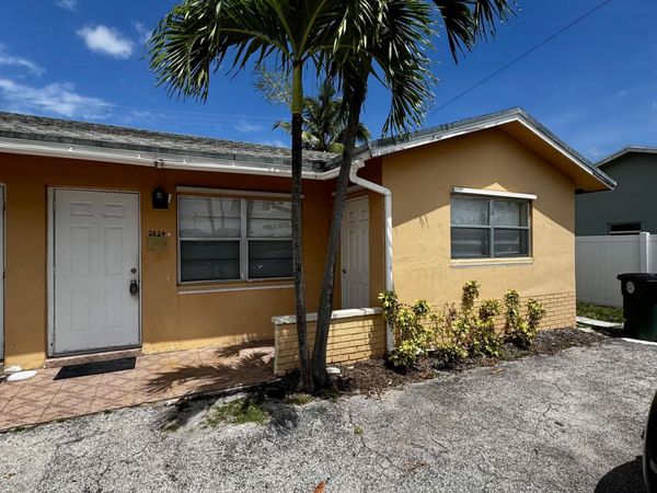 2824 N Dixie Highway, Unit 2824, Boca Raton, FL 33431