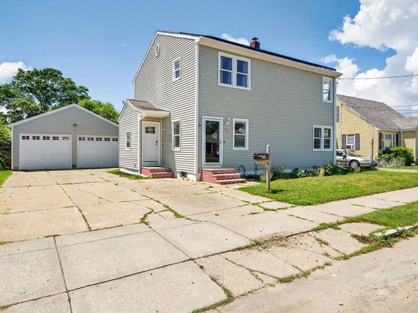89 Cornell, New Bedford, MA 02740