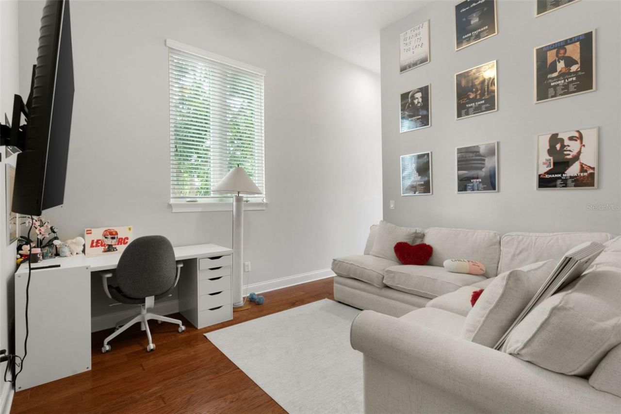 4905 W Spring Lake Drive, Tampa, FL 33629 Photo
