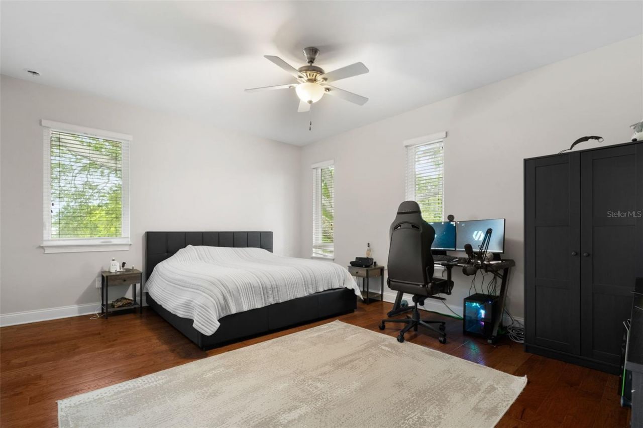 4905 W Spring Lake Drive, Tampa, FL 33629 Photo