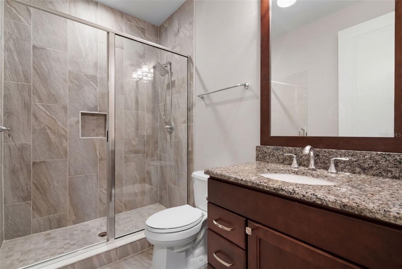 4905 W Spring Lake Drive, Tampa, FL 33629 Photo
