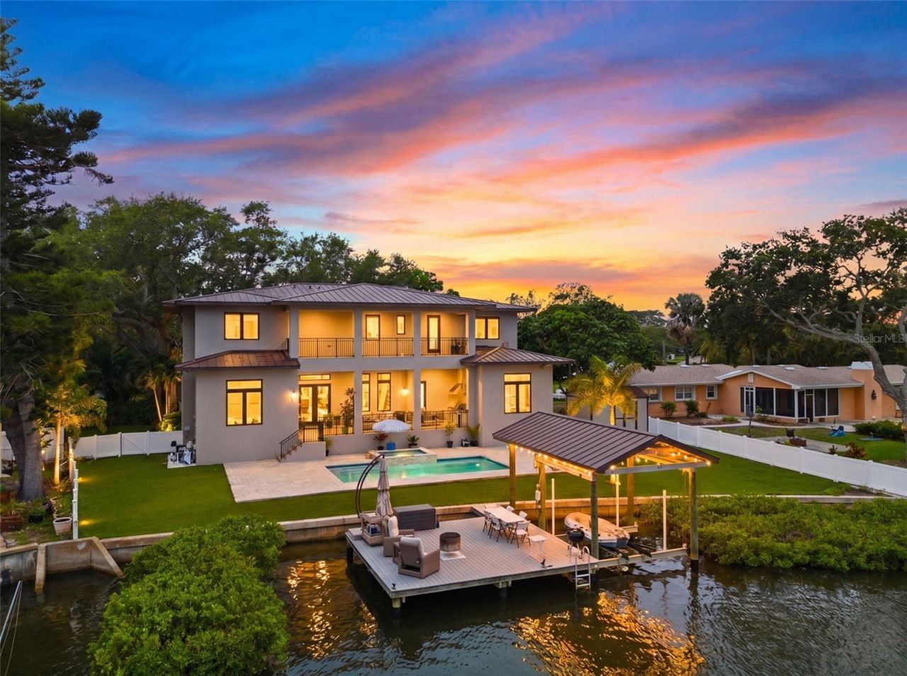 4905 W Spring Lake Drive, Tampa, FL 33629 Photo