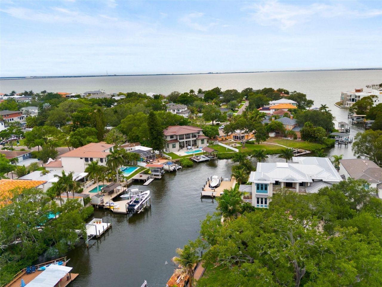 4905 W Spring Lake Drive, Tampa, FL 33629 Photo