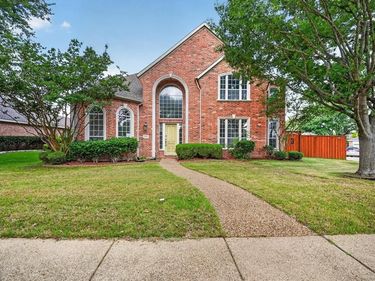 10901 Briar Brook Lane, Frisco, TX 75033