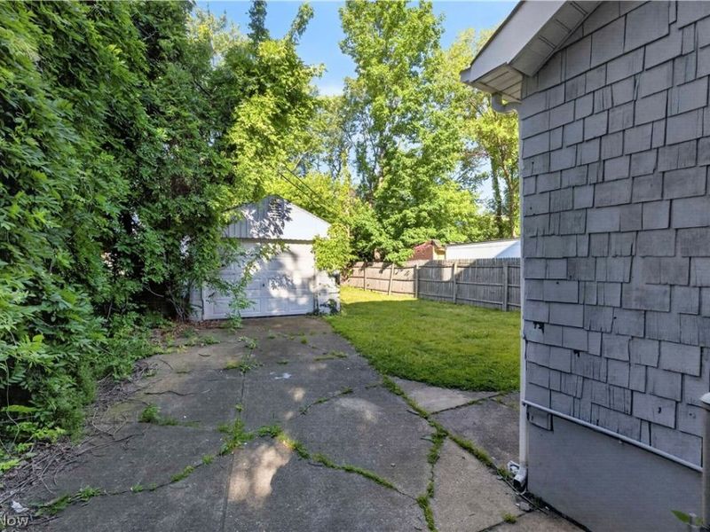 14760 Wemple Road, Cleveland, OH 44110 Photo 23