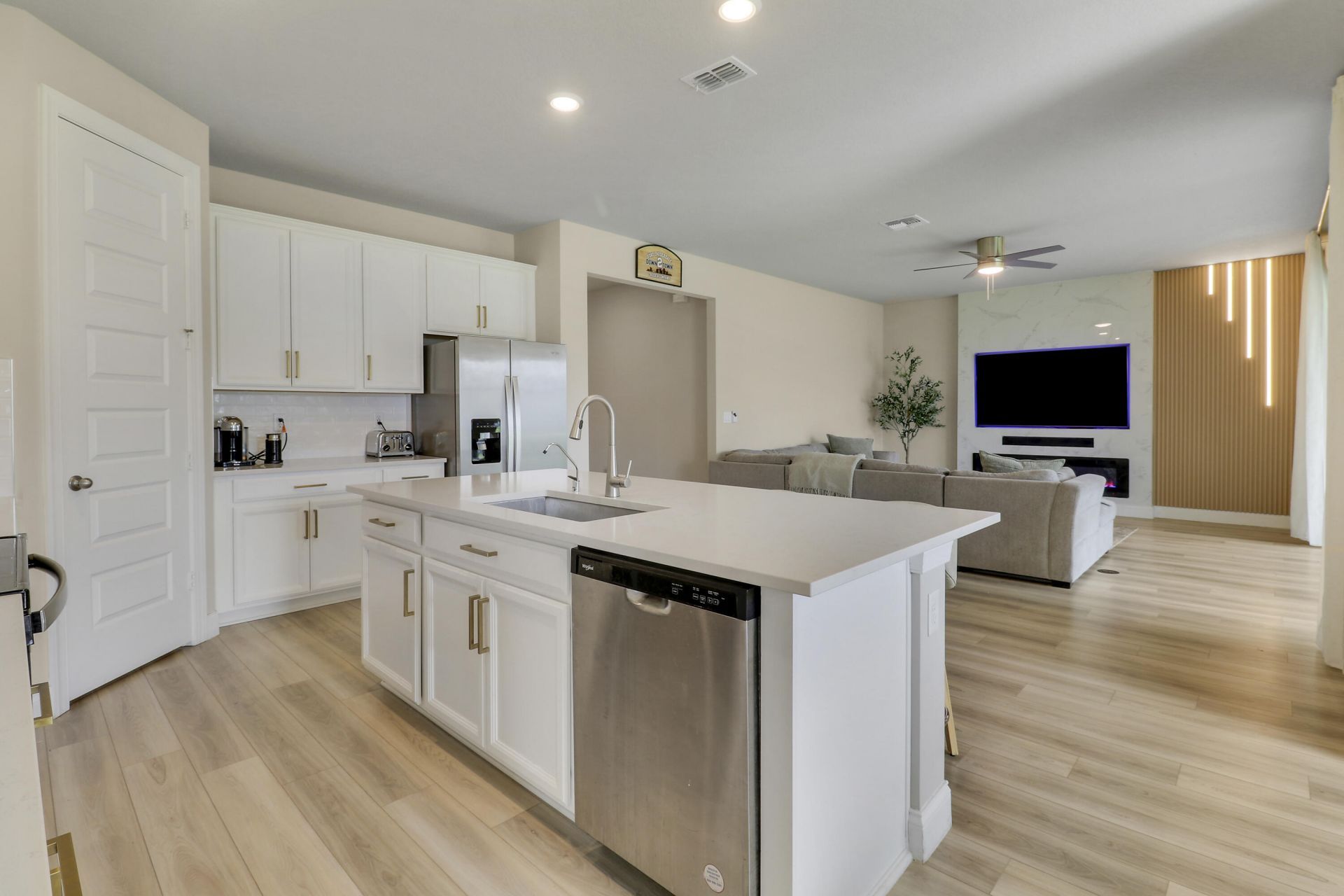 6545 NW Cloverdale Avenue, Port Saint Lucie, FL 34987 Photo