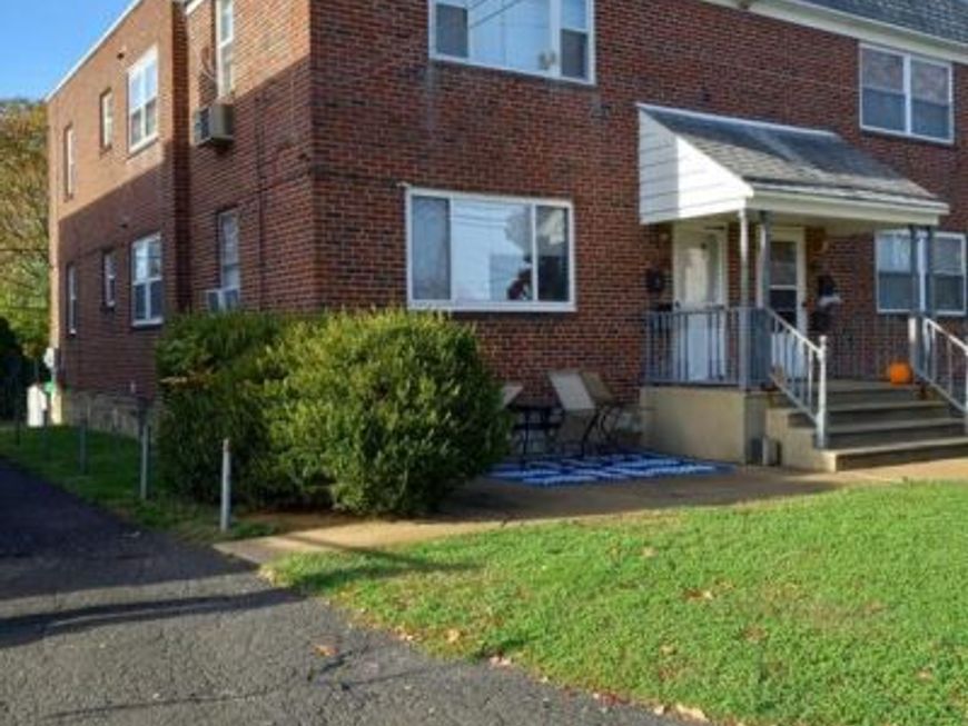 1914 Solly Avenue, Philadelphia, PA 19152 Main Photo