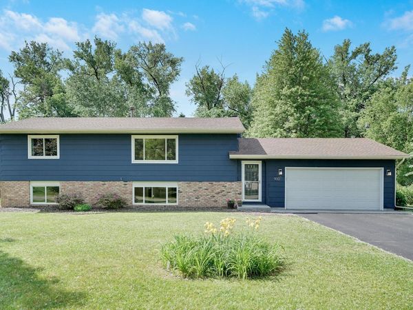 900 James Street, Lino Lakes, MN 55014