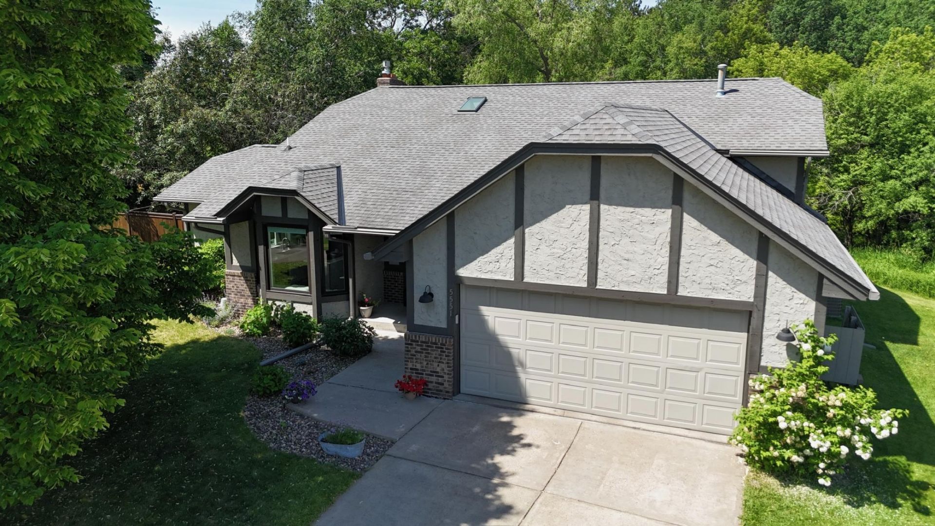 5551 Brickstone Court , Shoreview, MN 55126
