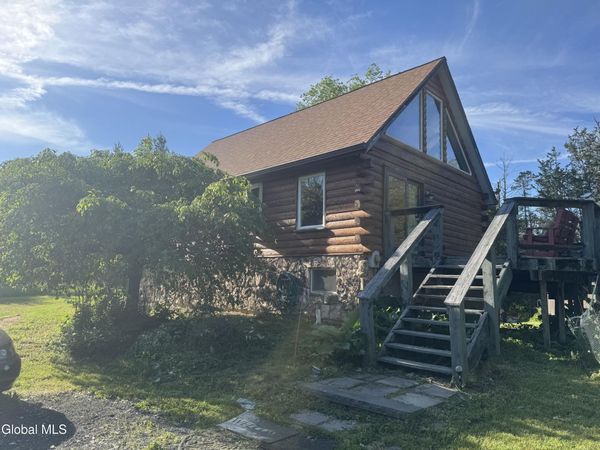 26 Squire Lane, Athens, NY 12015