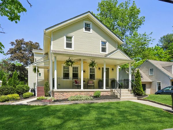 6 SUMMIT AVENUE, BERLIN, NJ 08009