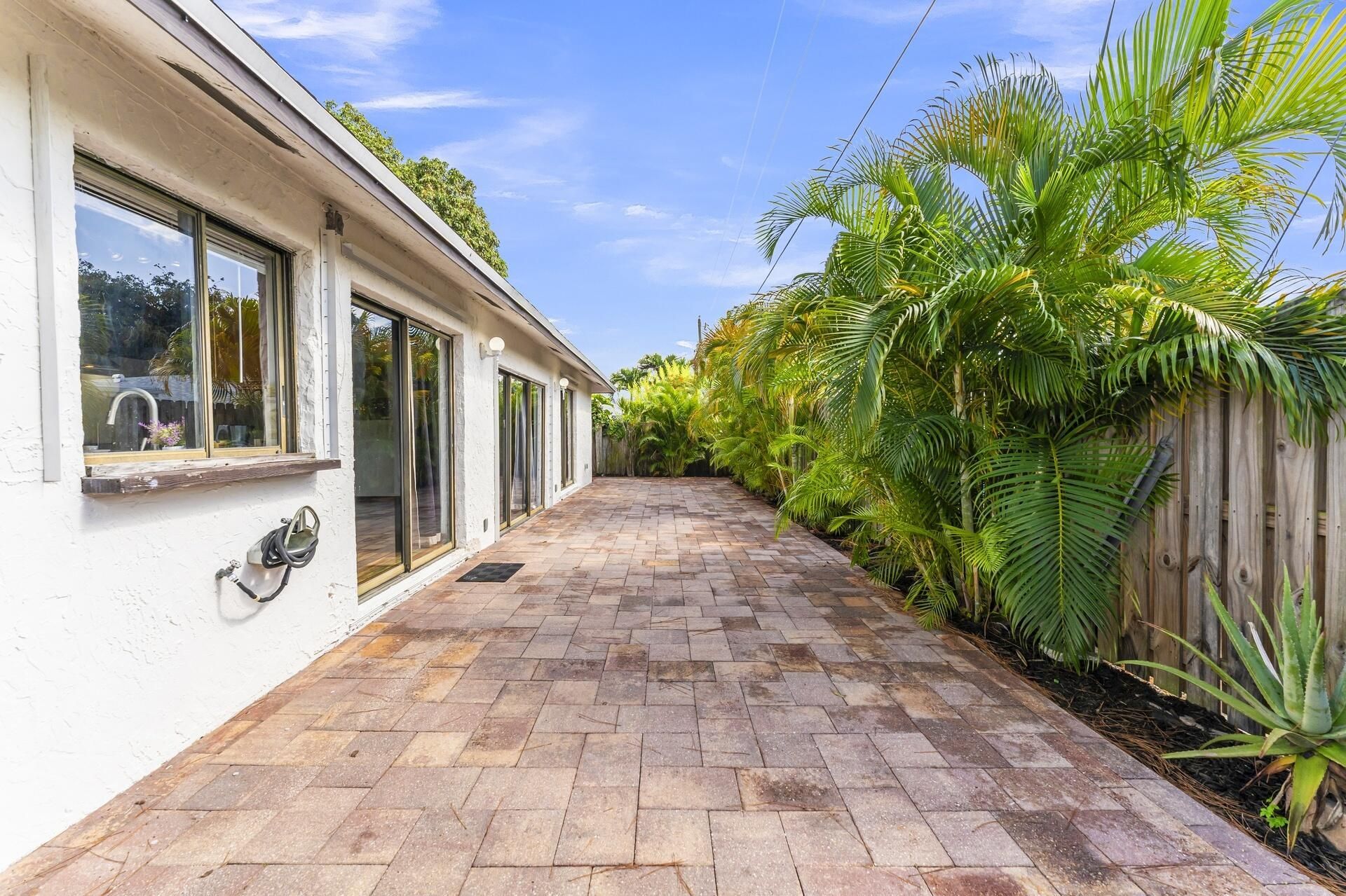 358 SW 32nd Terrace, Deerfield Beach, FL 33442 Photo