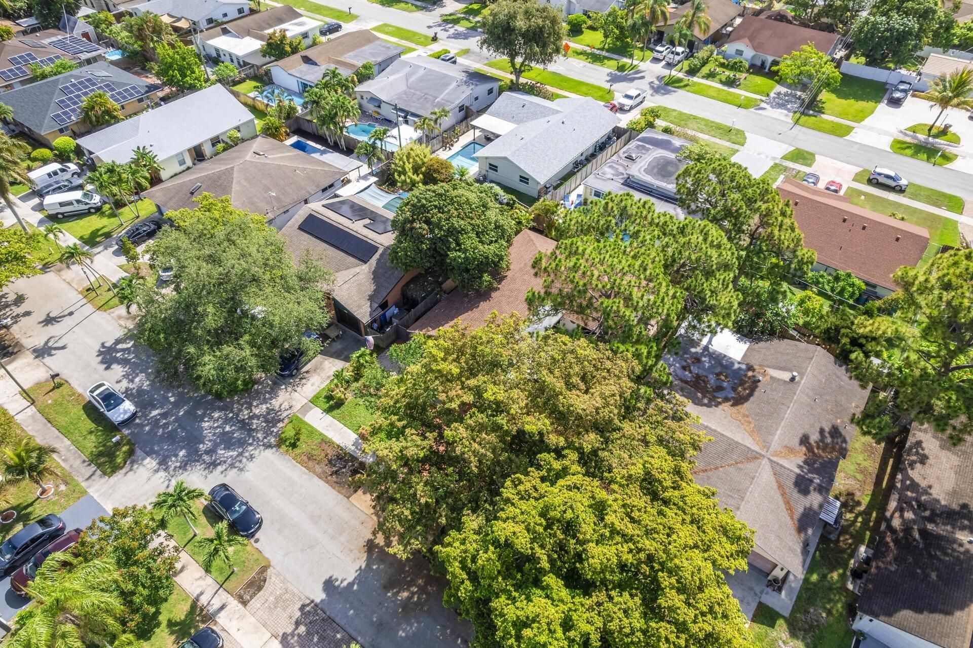 358 SW 32nd Terrace, Deerfield Beach, FL 33442 Photo