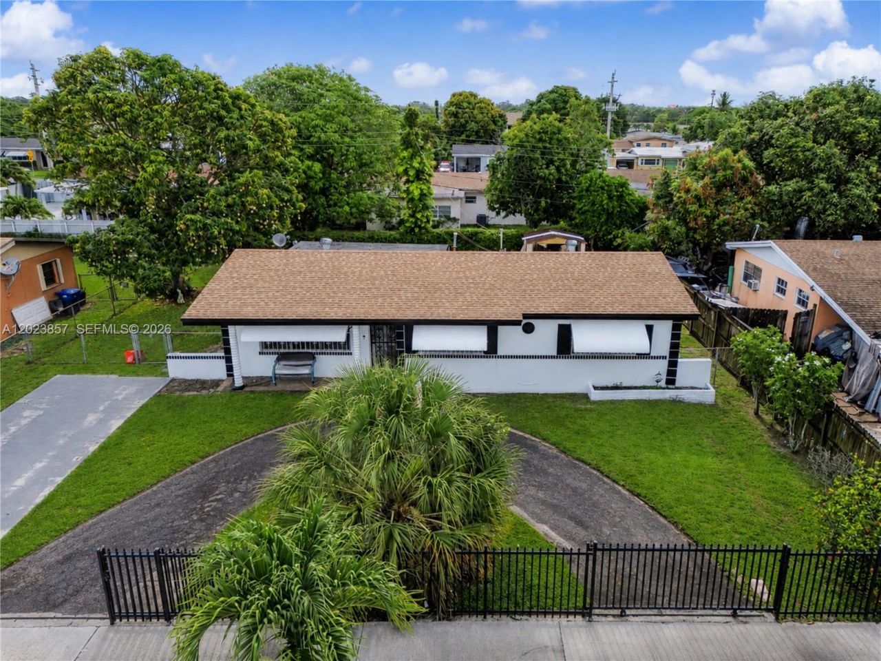 18805 NW 19th Ct, Miami Gardens, FL 33056 Photo
