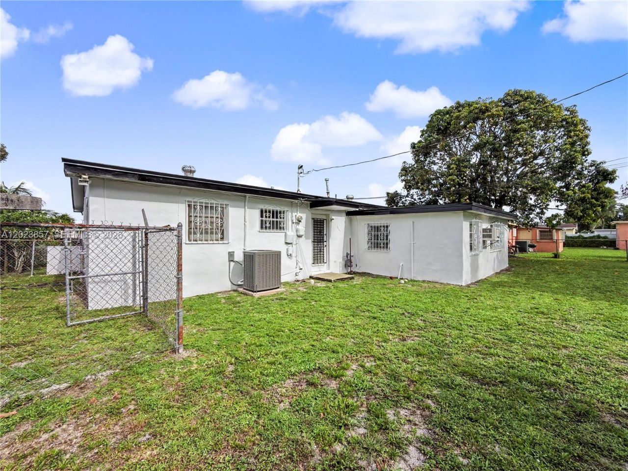 18805 NW 19th Ct, Miami Gardens, FL 33056 Photo