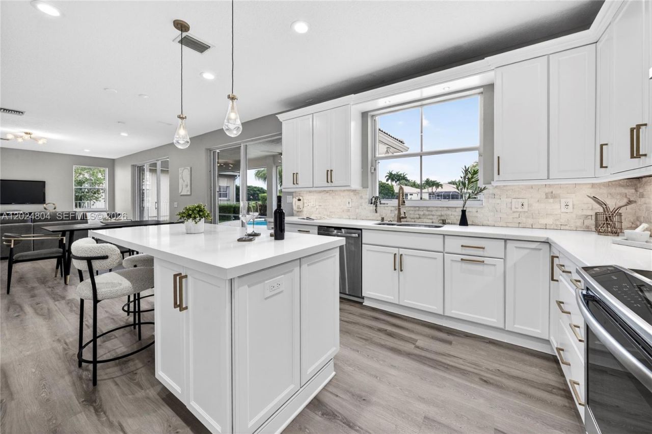 2432 Deer Creek Rd , Weston, FL 33327 Photo