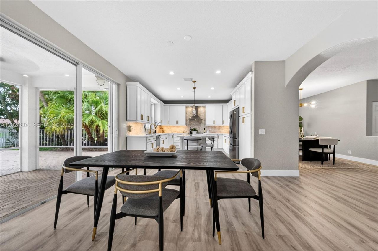 2432 Deer Creek Rd , Weston, FL 33327 Photo
