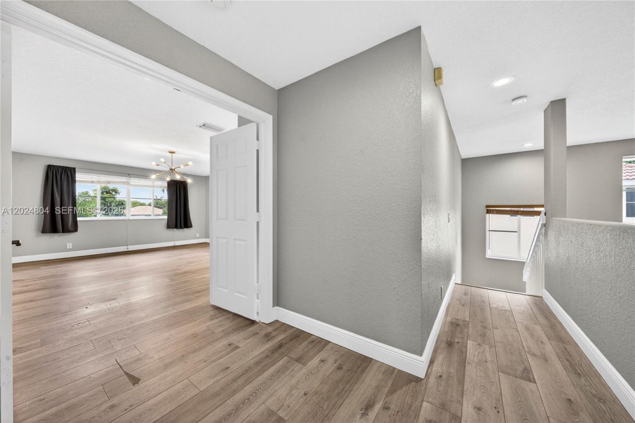 2432 Deer Creek Rd , Weston, FL 33327 Photo