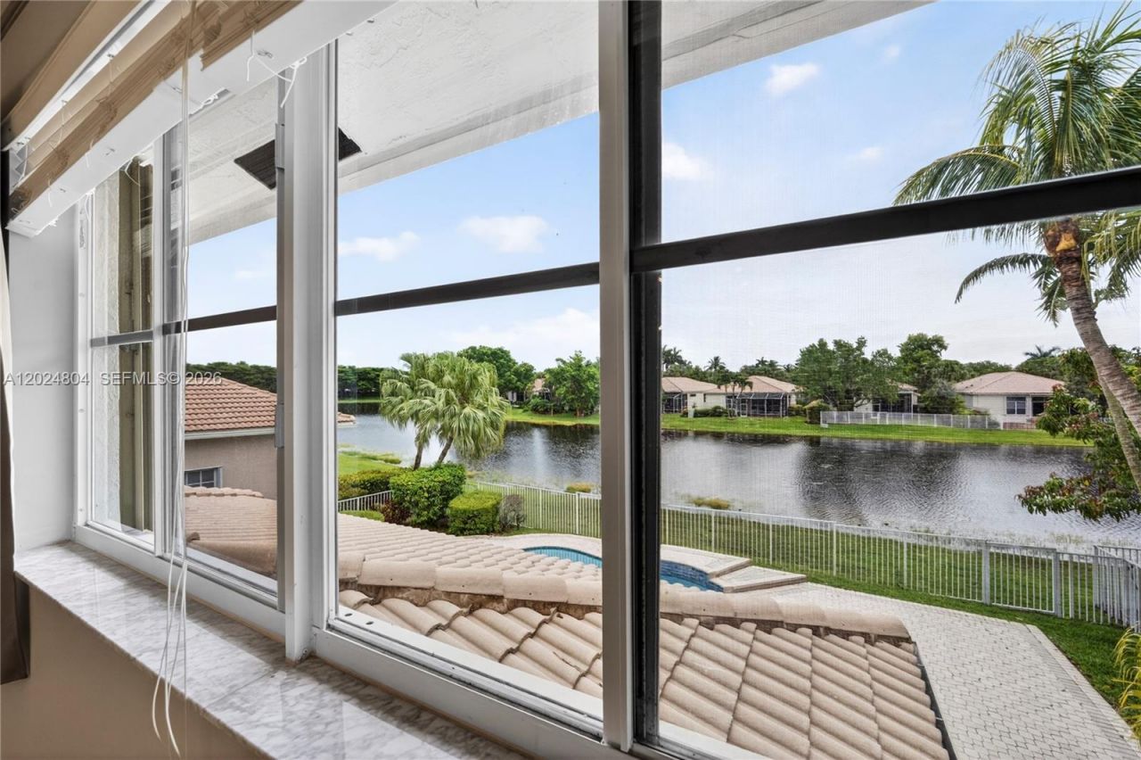 2432 Deer Creek Rd , Weston, FL 33327 Photo