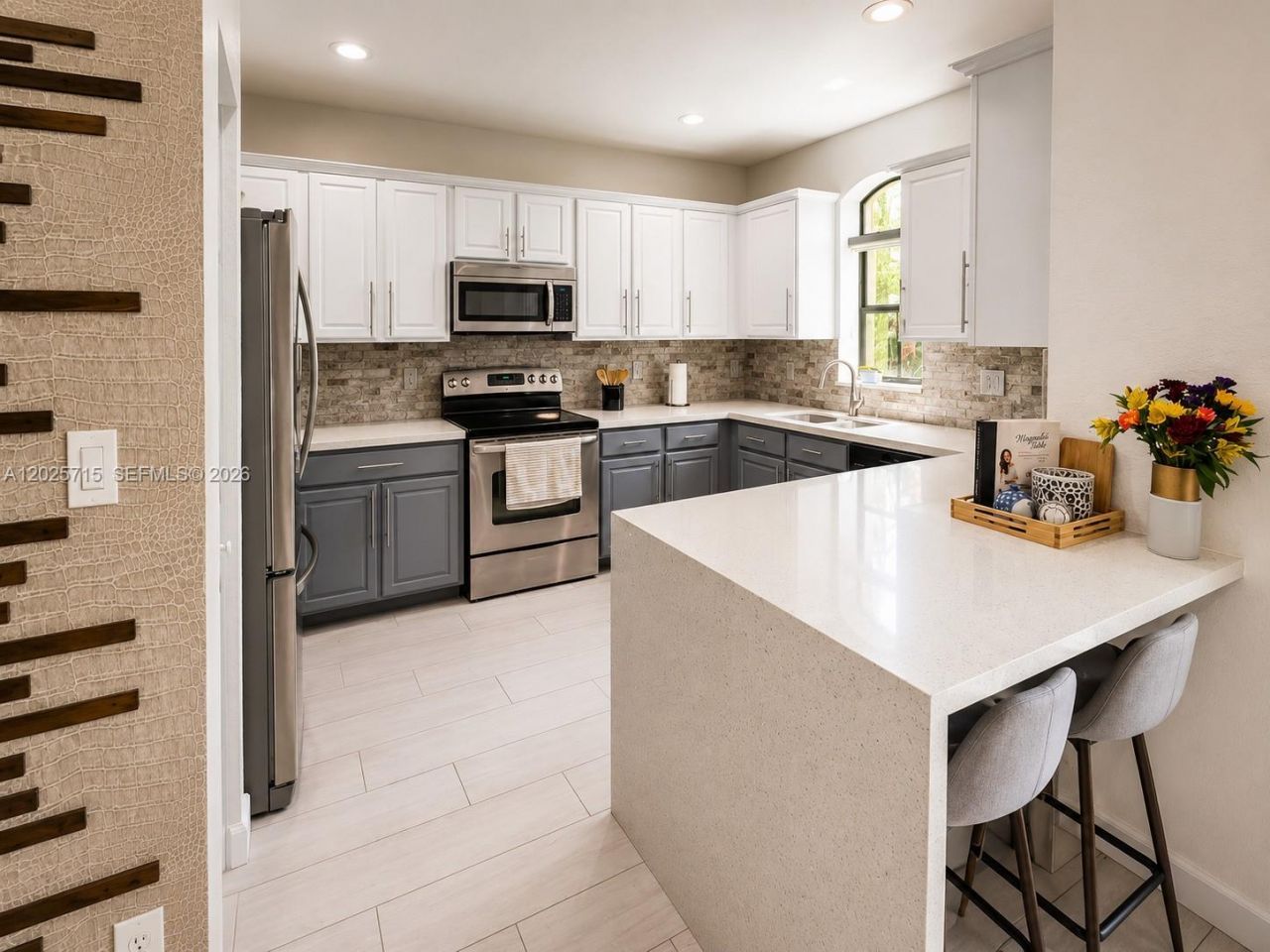 3054 NW 103rd Path, Doral, FL 33172 Photo