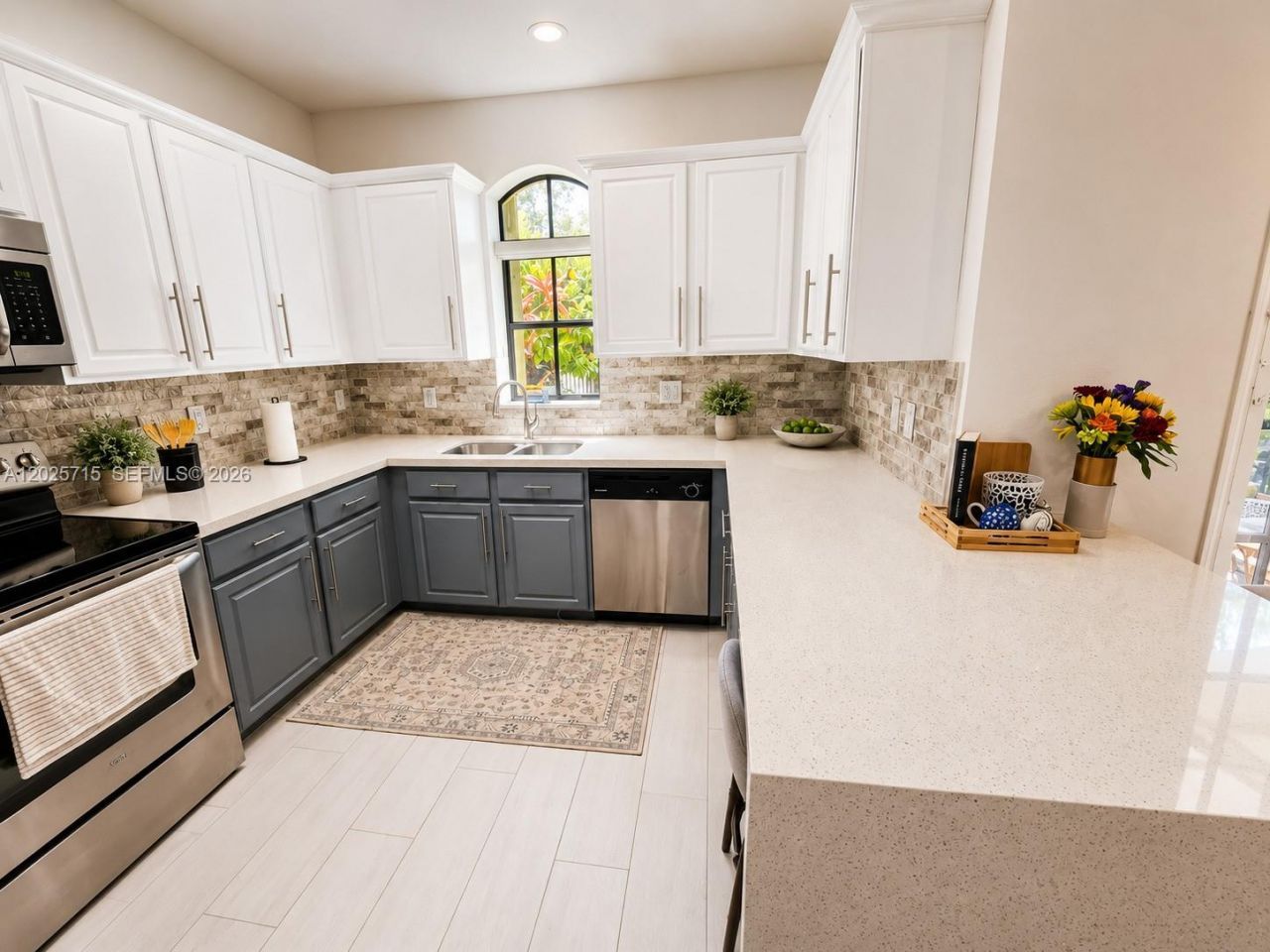 3054 NW 103rd Path, Doral, FL 33172 Photo