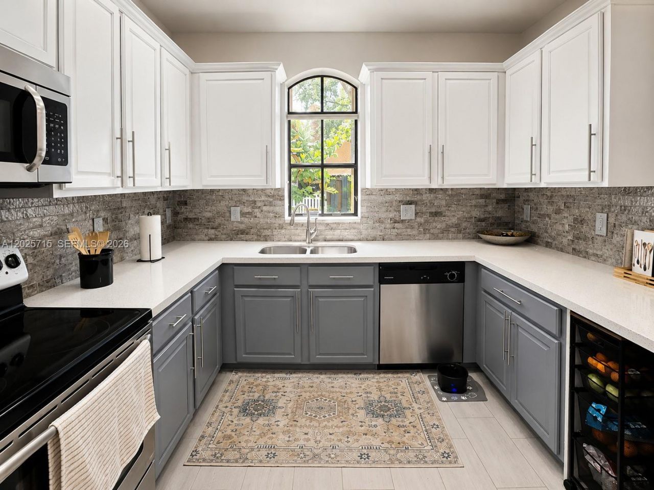 3054 NW 103rd Path, Doral, FL 33172 Photo