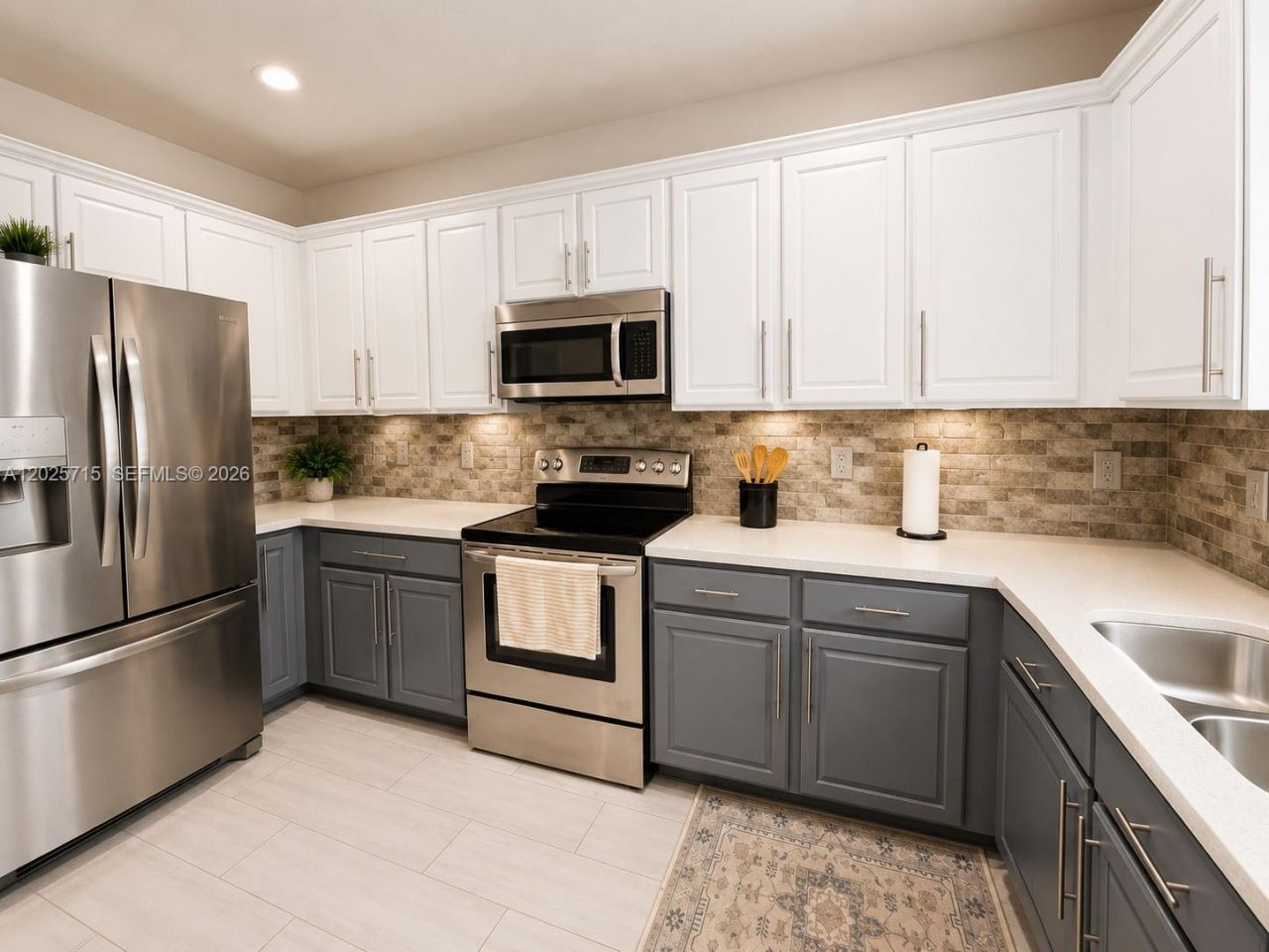 3054 NW 103rd Path, Doral, FL 33172 Photo