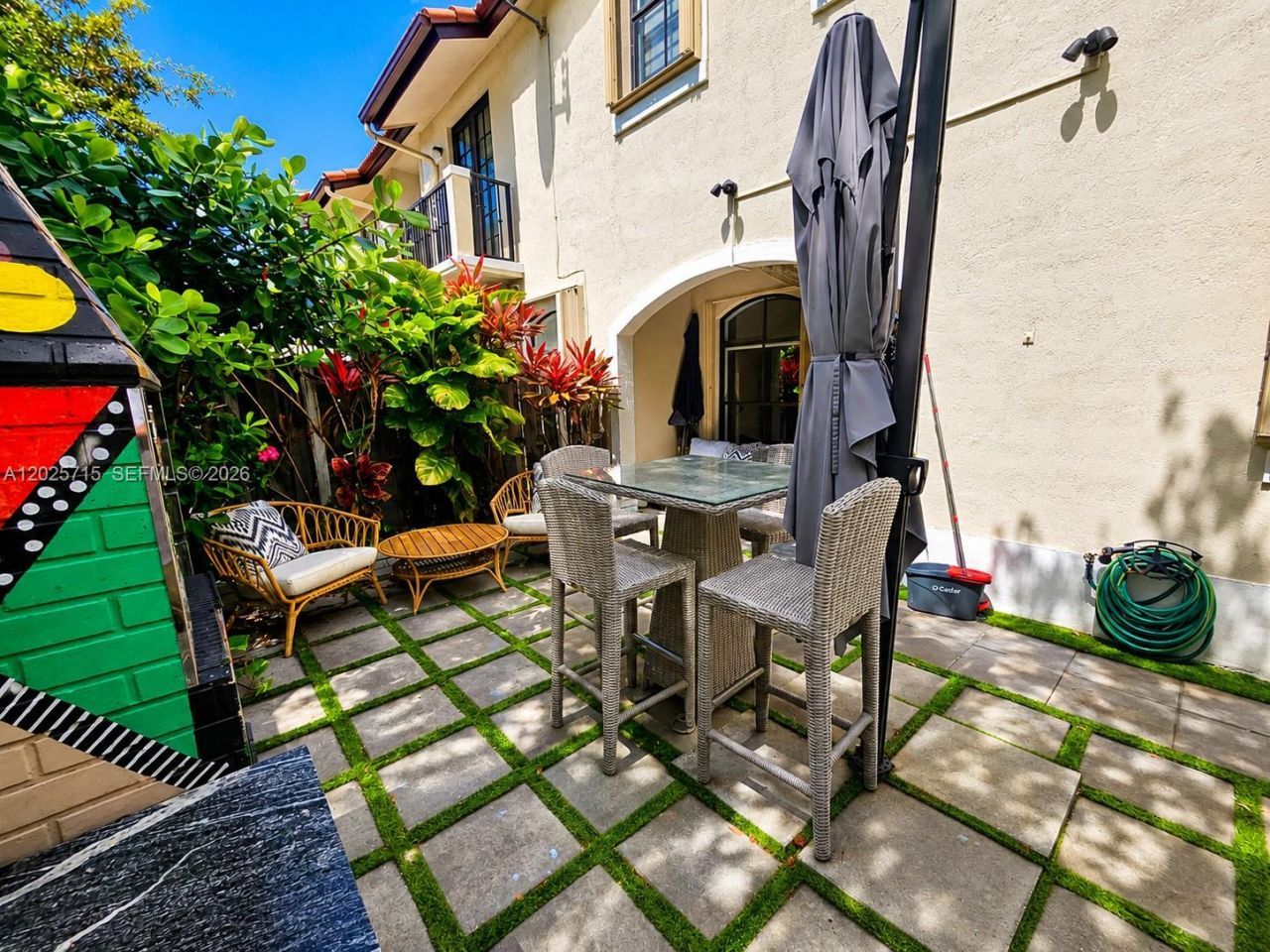 3054 NW 103rd Path, Doral, FL 33172 Photo