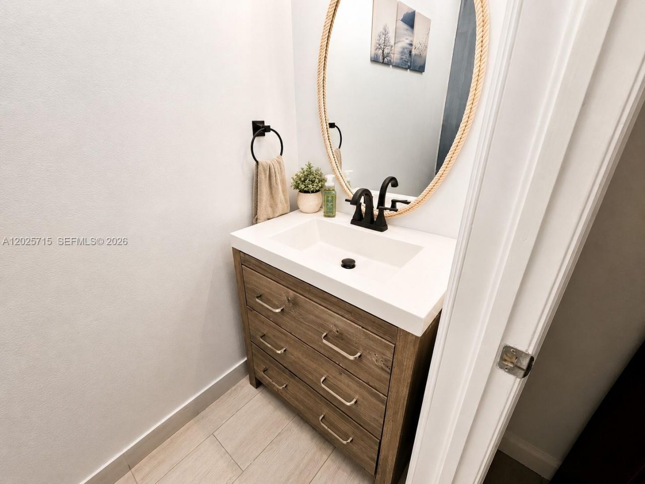 3054 NW 103rd Path, Doral, FL 33172 Photo