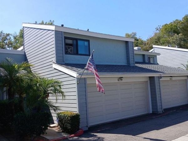 279 Durian St. , Vista, CA 92083