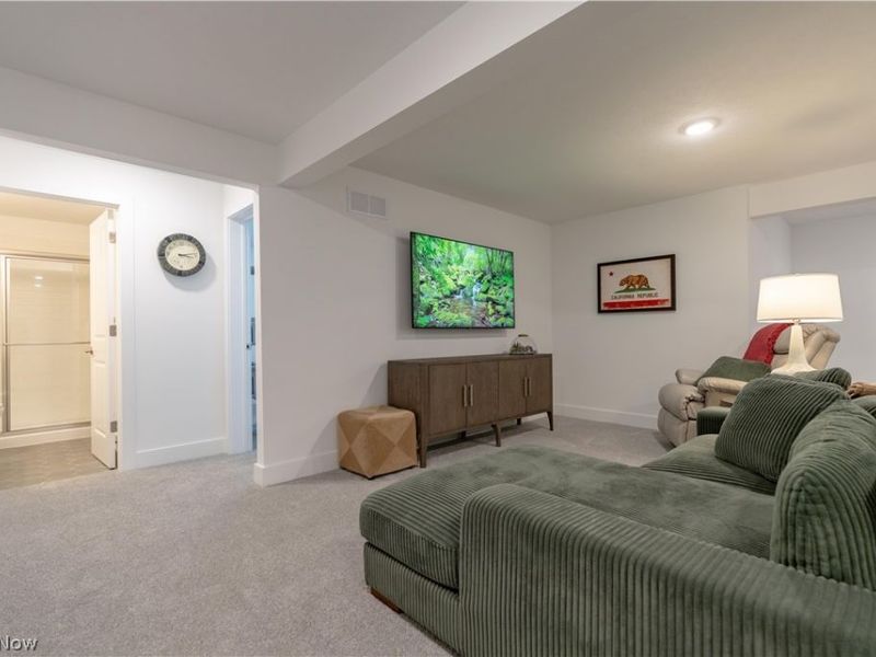 8937 Camden Road NW, Massillon, OH 44646 Photo 6