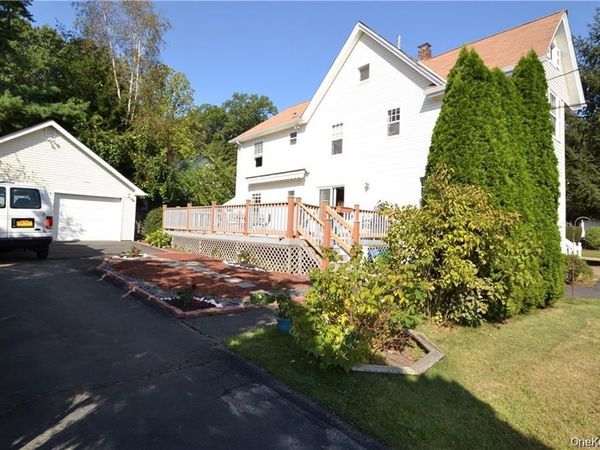 3 Chestnut Street, Unit 1, Pearl River, NY 10965