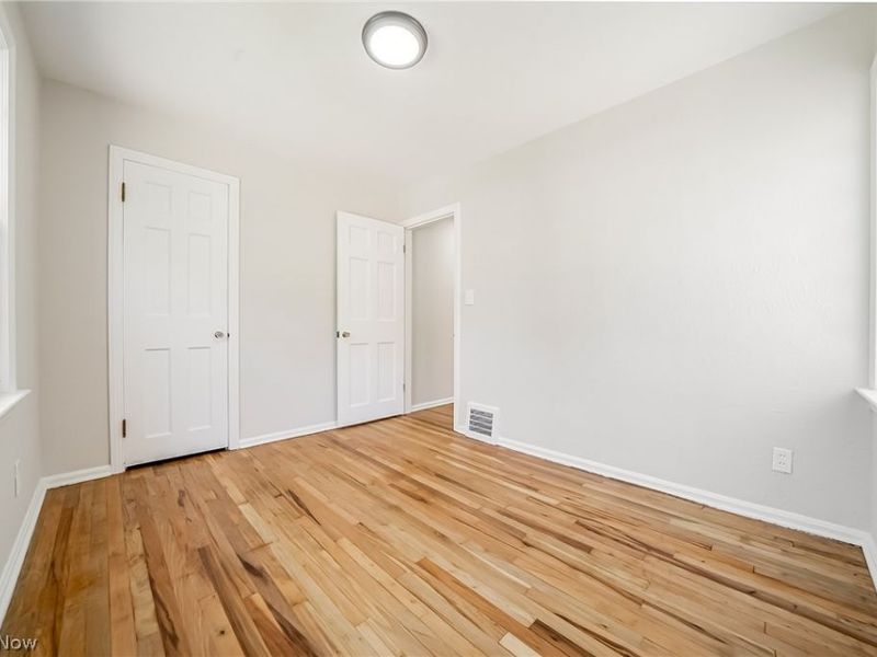 14531 Orchard Park Avenue, Cleveland, OH 44111 Photo 15