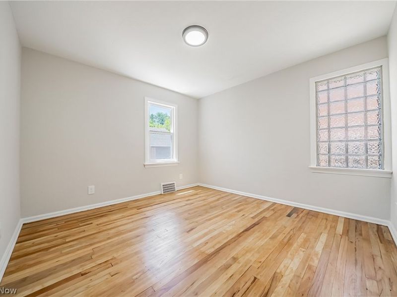 14531 Orchard Park Avenue, Cleveland, OH 44111 Photo 18