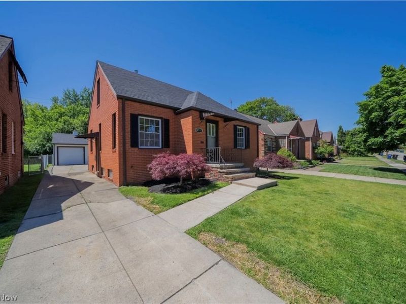 14531 Orchard Park Avenue, Cleveland, OH 44111 Photo 2