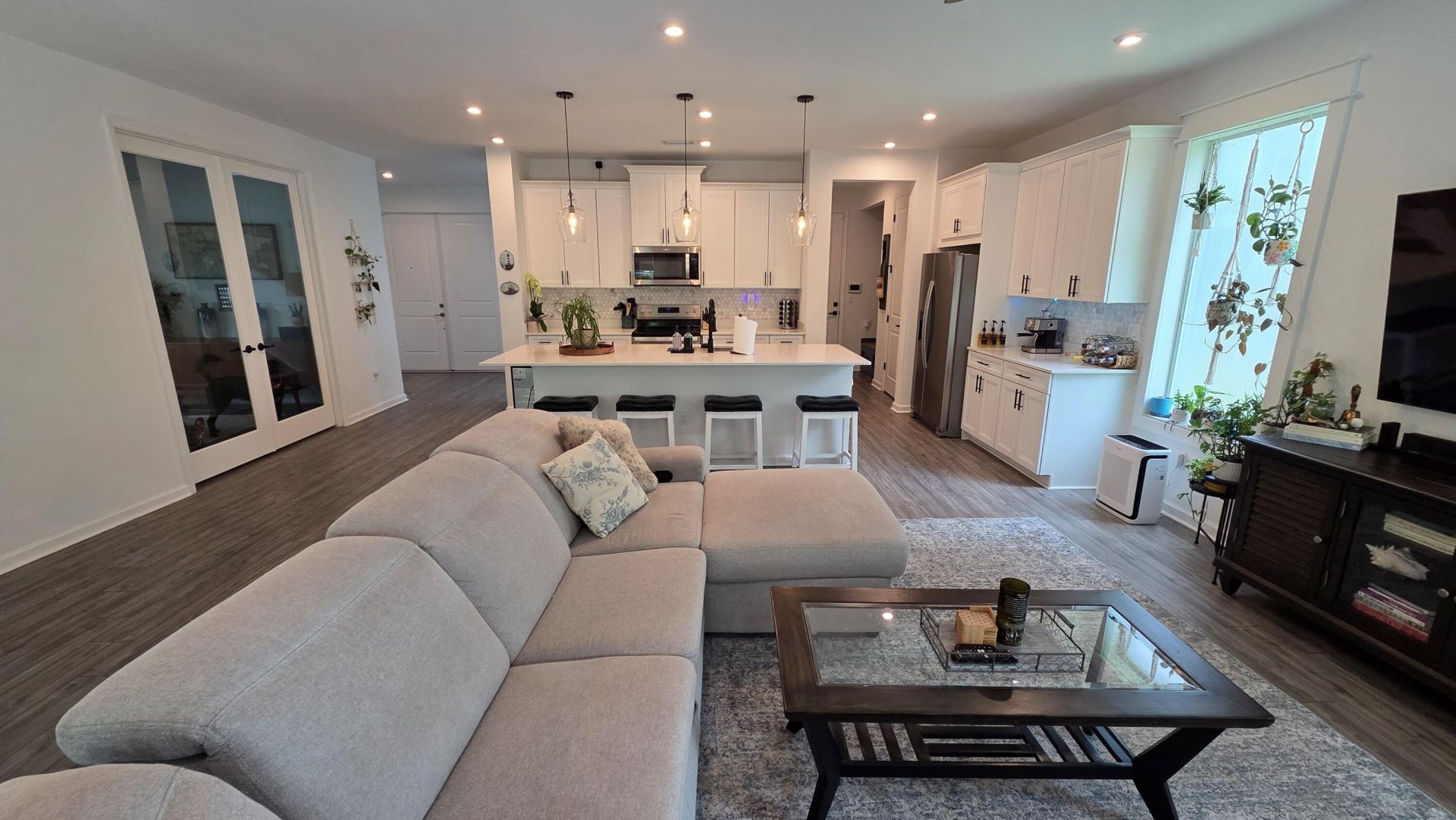 6668 Pointe Of Woods Drive, West Palm Beach, FL 33413 Photo