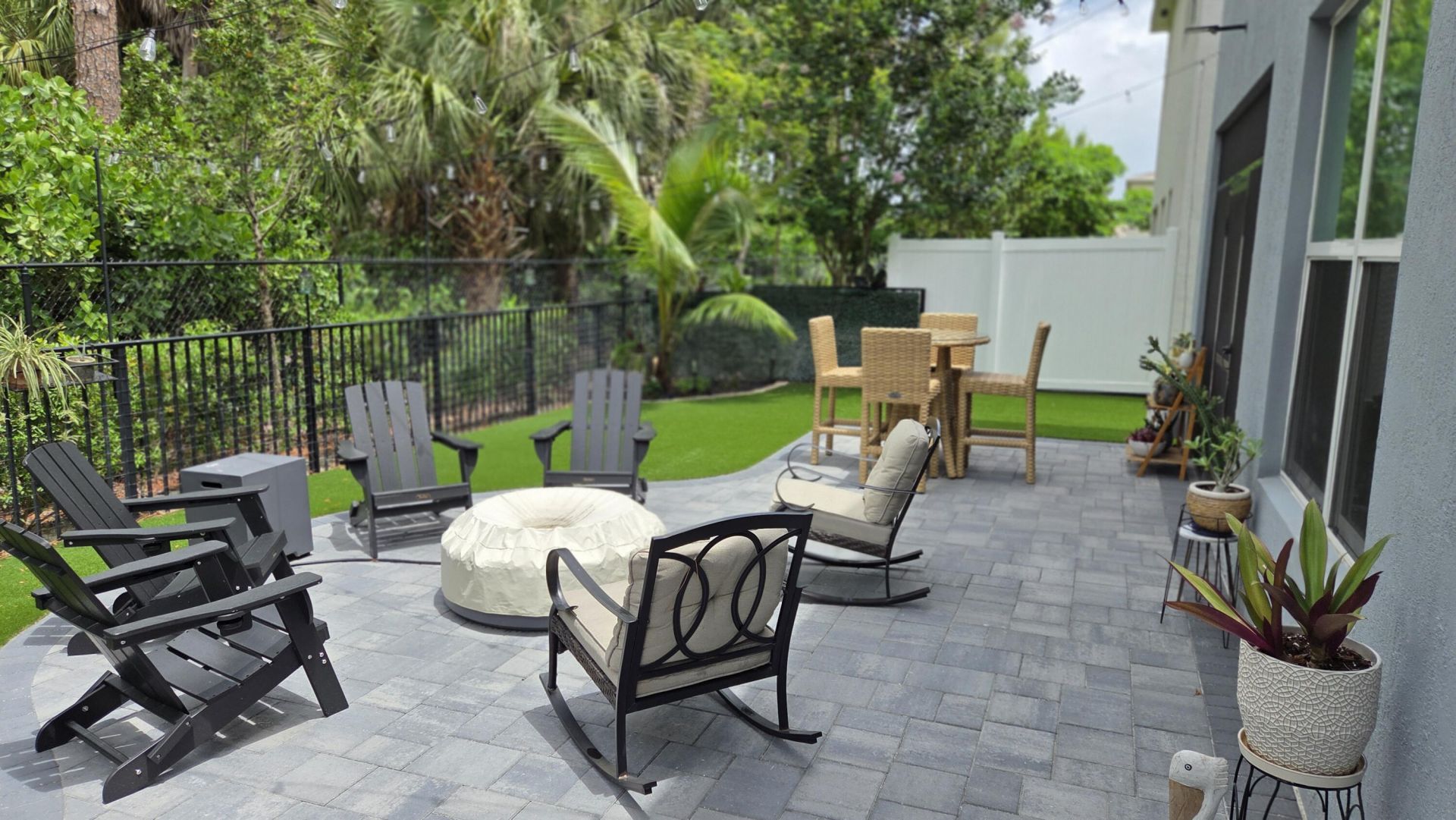 6668 Pointe Of Woods Drive, West Palm Beach, FL 33413 Photo