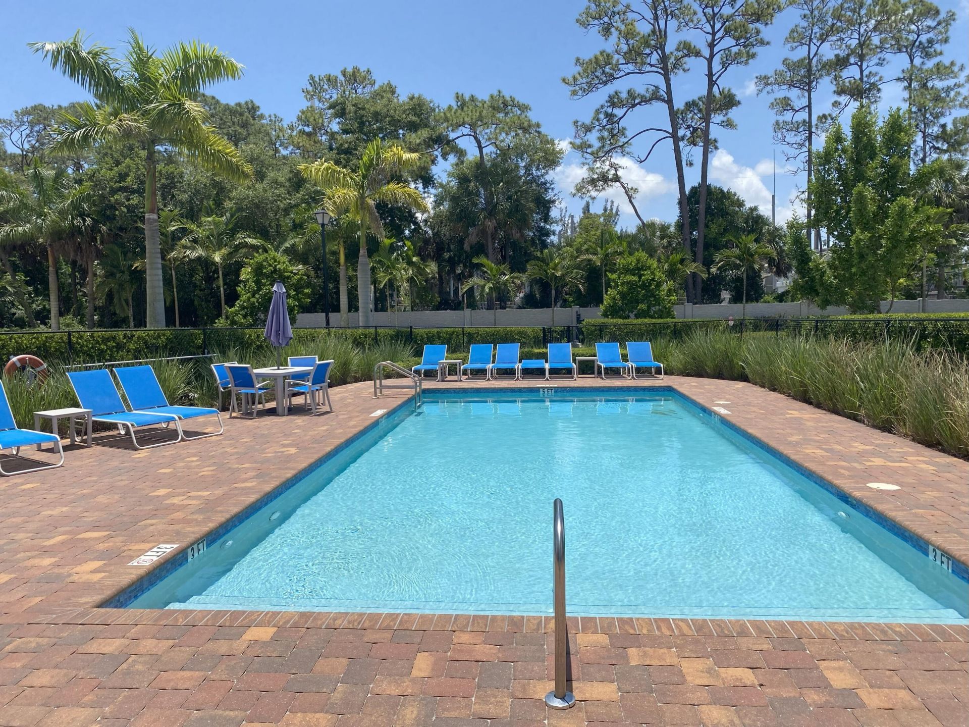 6668 Pointe Of Woods Drive, West Palm Beach, FL 33413 Photo
