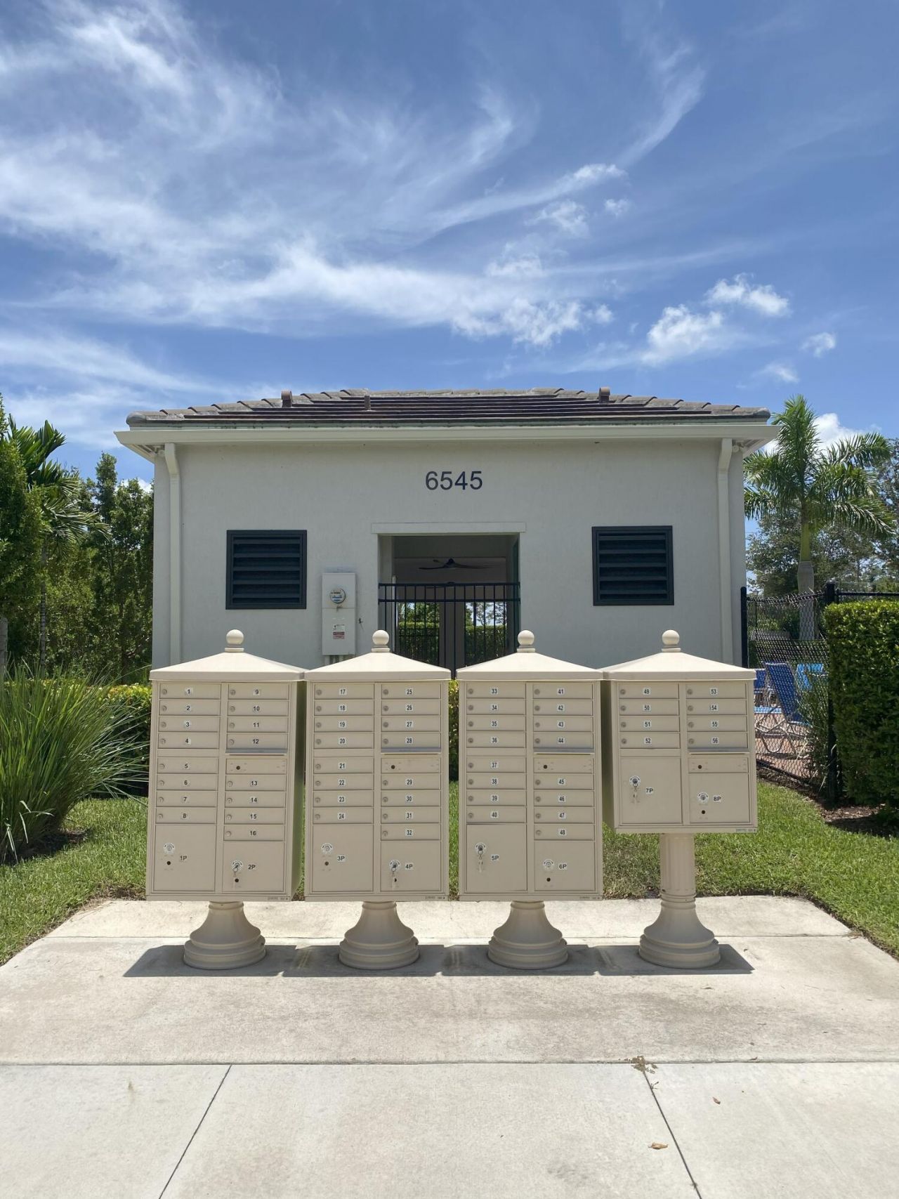 6668 Pointe Of Woods Drive, West Palm Beach, FL 33413 Photo