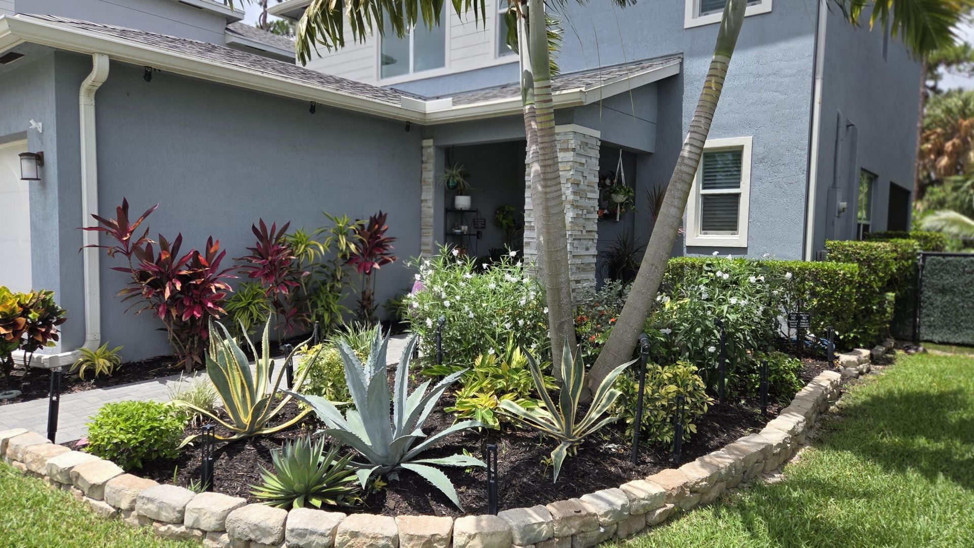 6668 Pointe Of Woods Drive, West Palm Beach, FL 33413 Photo