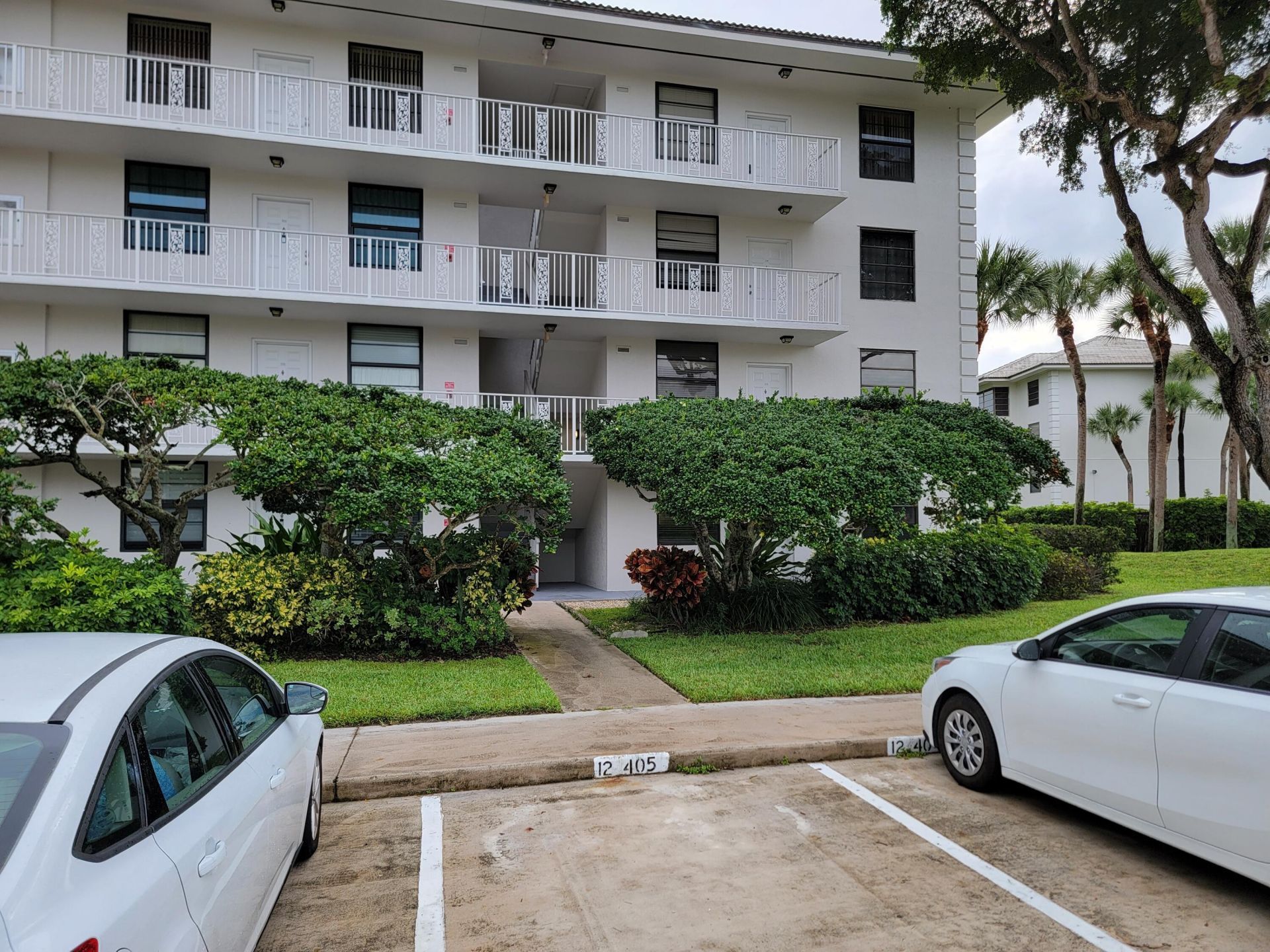 3540 Whitehall Drive, Unit 106, West Palm Beach, FL 33401 Photo