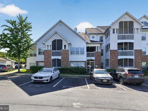 6630 LAKE PARK DRIVE, Unit 3B, GREENBELT, MD 20770