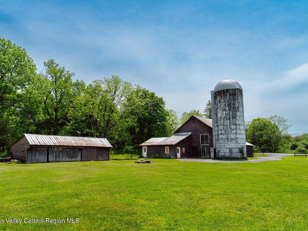 419 - 425 County Road 12 , Hudson, NY 12534