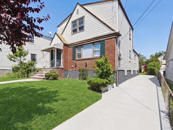 146-25 177th street , Queens Village, NY 11434