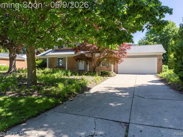 36515 Vicary Lane , Farmington, MI 48335