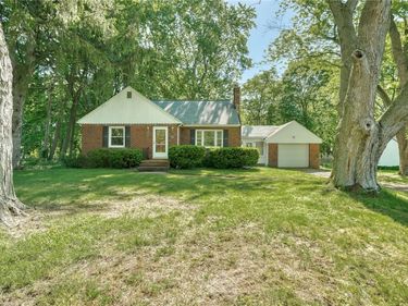 606 Bay Road , Webster, NY 14580