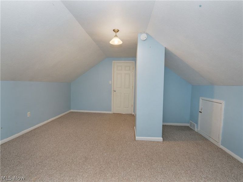 16374 Main Market Road, West Farmington, OH 44080 Photo 27